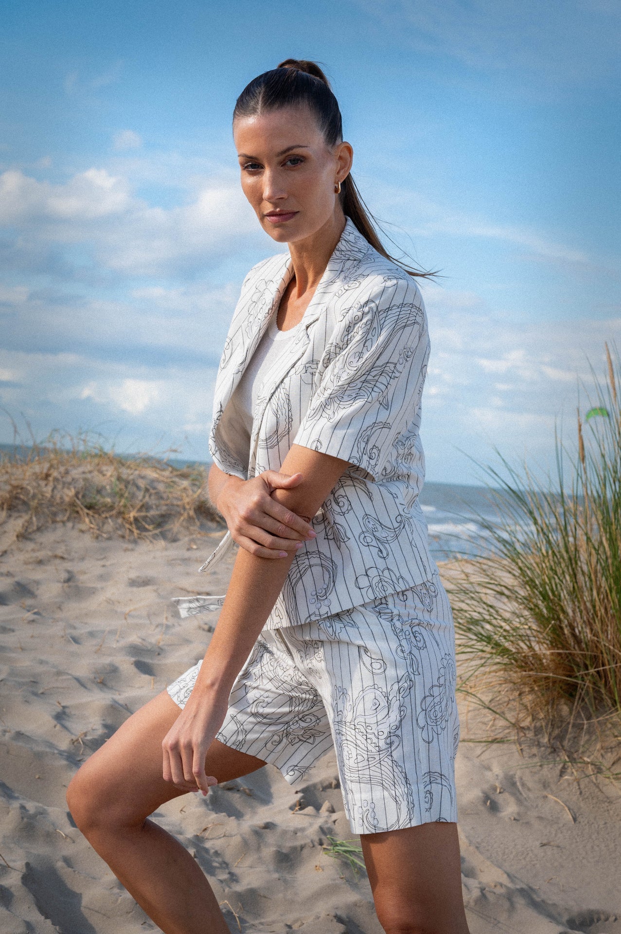 zomer blazer met korte mouwen en print